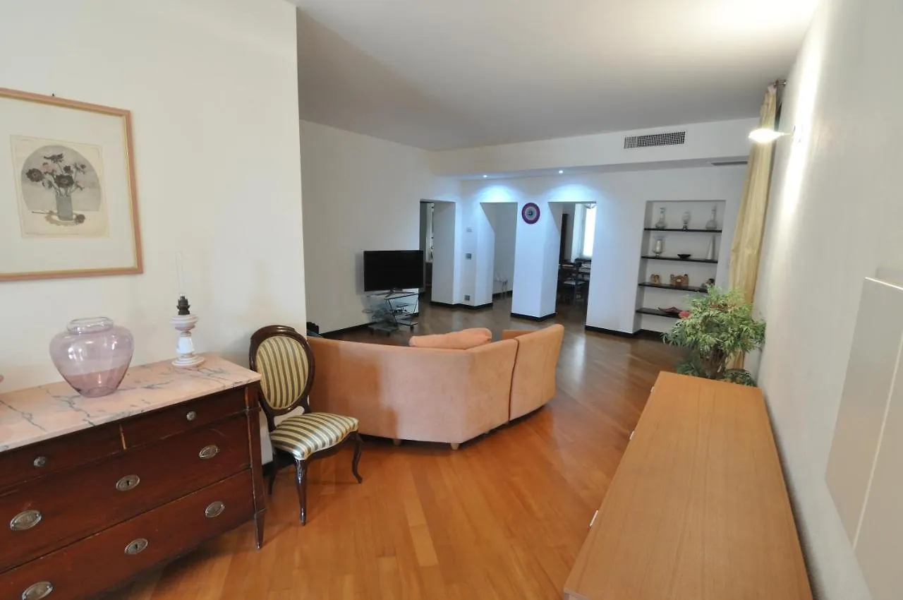 La Casa Di Fede E Fran Apartment Camogli